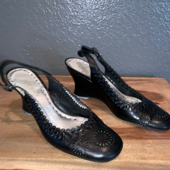 BCBG girls 3” wedge heels, 7 1/2 B - Picture 4 of 6